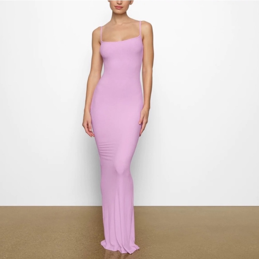 SKIMS Soft Lounge Slip Dress Petal Pink Valentines, SIZE LARGE 0941